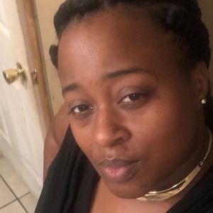 Meet your Posher, Tabatha